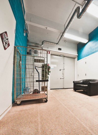 Treenikämpät Helsinki Sound-Inn roudaus-ovet.